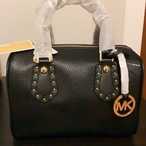 New Michael Kors hangbag
